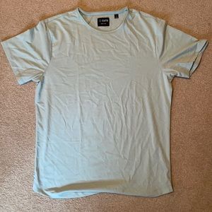 Cuts. Curve-Hem. Men’s Large T-Shirt
